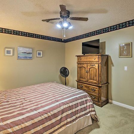 Hot Springs Village Retreat With Deck 3 Mi To Golf! Екстериор снимка