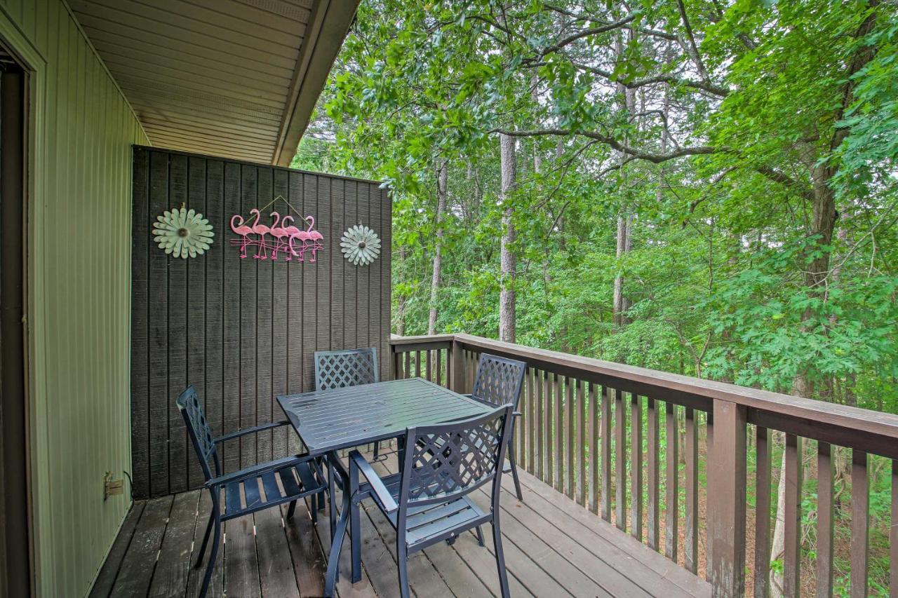 Hot Springs Village Retreat With Deck 3 Mi To Golf! Екстериор снимка